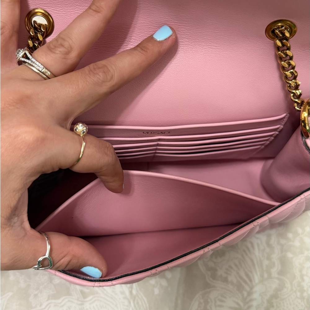 Versace Virtus Pink Quilted Crossbody Bag With Gold Chain - Picture 10 of 10